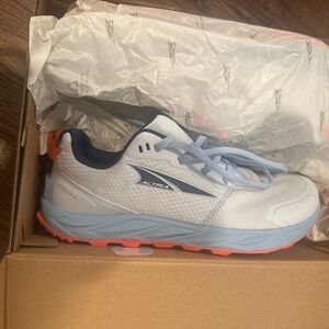 Altra White and Light Blue Athletic Shoes